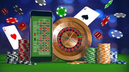 Người dùng truy cập gamebet trên điện thoại di động